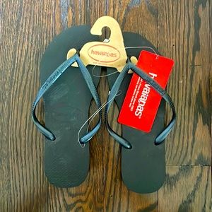 Havaianas Slim Flip Flops - NWT - Black - Women’s Size 7 8 (37-38)